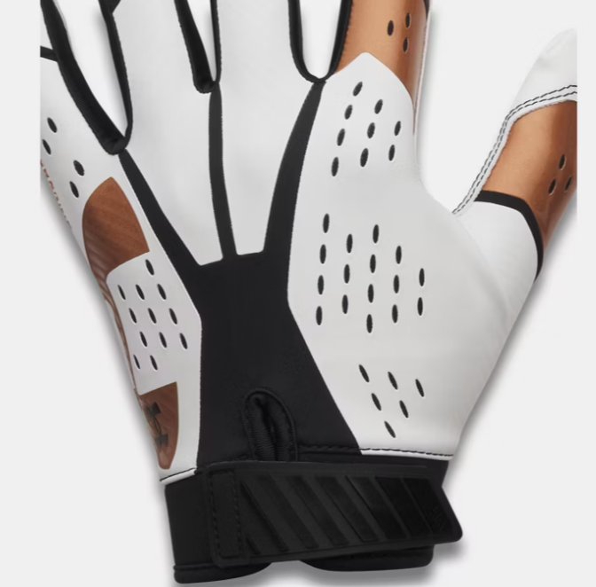 Under Armour UA Blur Football Gloves - White/Metallic Copper